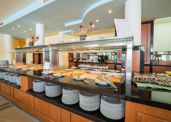 Perla Plaza فندق بريمورسكو