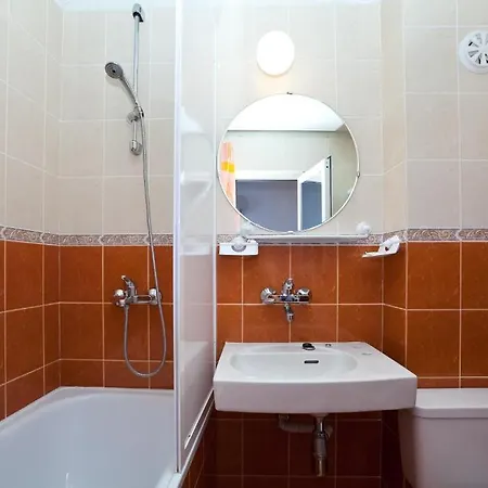 Отель Perla Plaza 3*