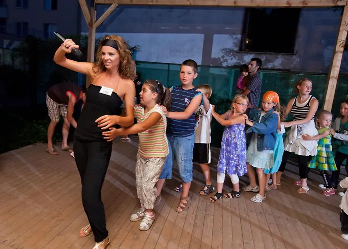 Ξενοδοχείο Perla Plaza 3*