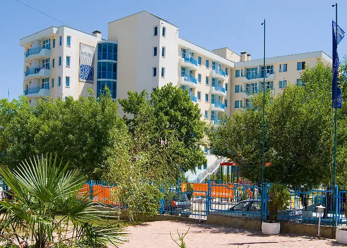 Ξενοδοχείο Perla Plaza 3*