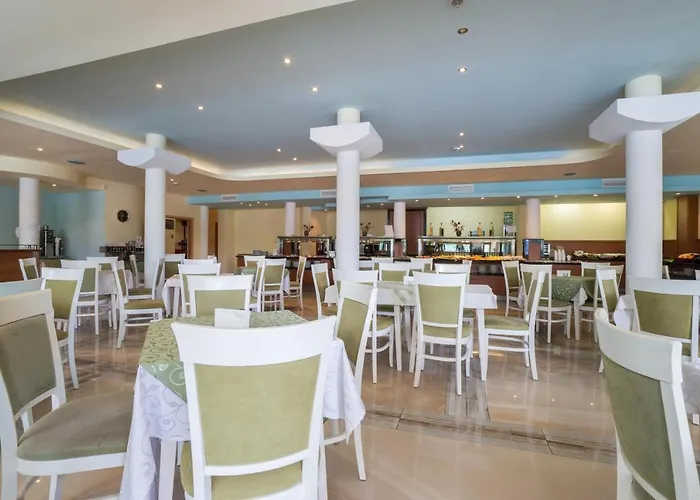 Perla Plaza 3* Πριμόρσκο