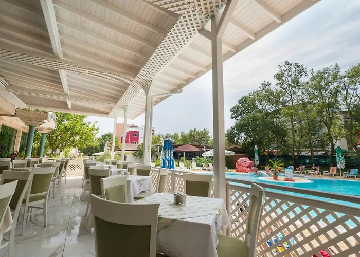 Perla Plaza 3* Πριμόρσκο