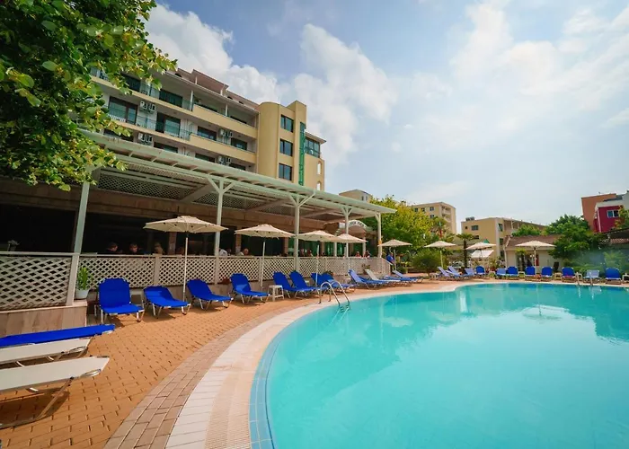 Perla Plaza Πριμόρσκο