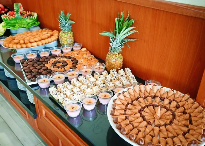 Ξενοδοχείο Perla Plaza 3*